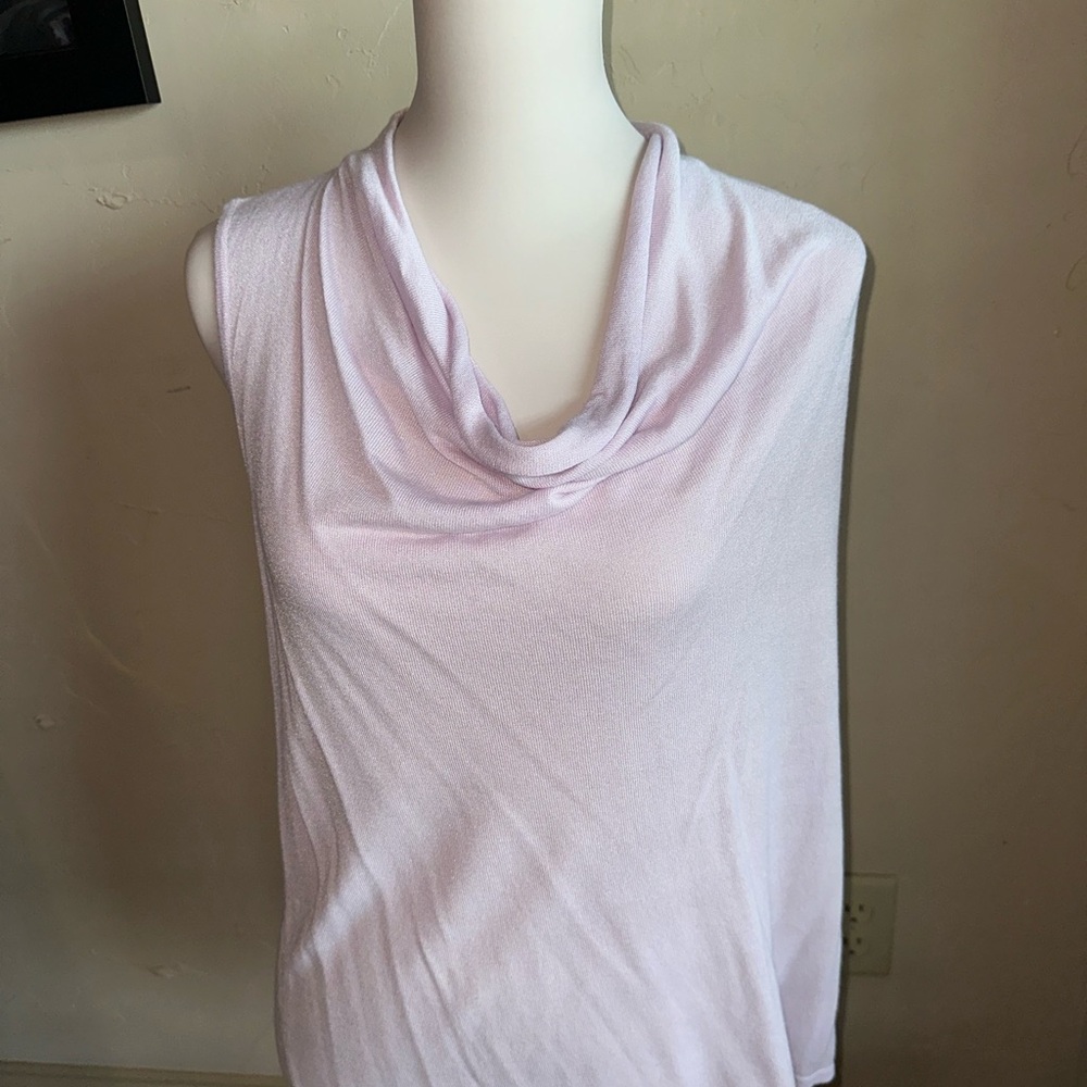 Elegant Lavender Sleeveless Top Medium